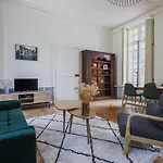 Exceptional Apt - 2Br-4P- Notre-Dame Cathedral